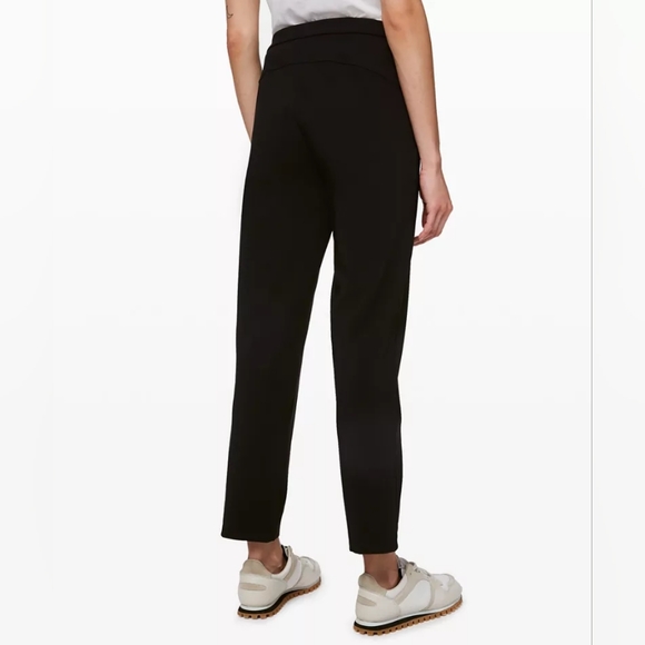 ✨️HOST PICK✨️ 🇨🇦 NWOT Lululemon On The Move Tailored Pants - Picture 4 of 14